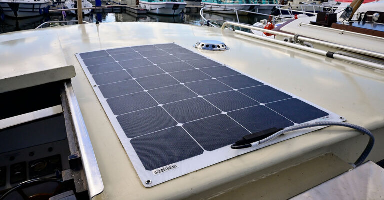 Die Photovoltaik Anlage auf dem Dach der Tjonger