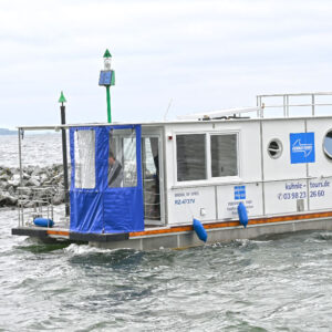 Febo 1180 in der Hafeneinfahrt zur Marina Müritz